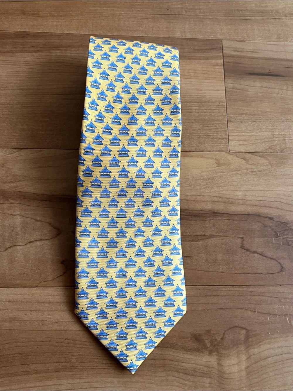 Vintage Alynn Neckwear Silk Tie Yellow Blue Gazebo Larchmont NY Custom Novelty